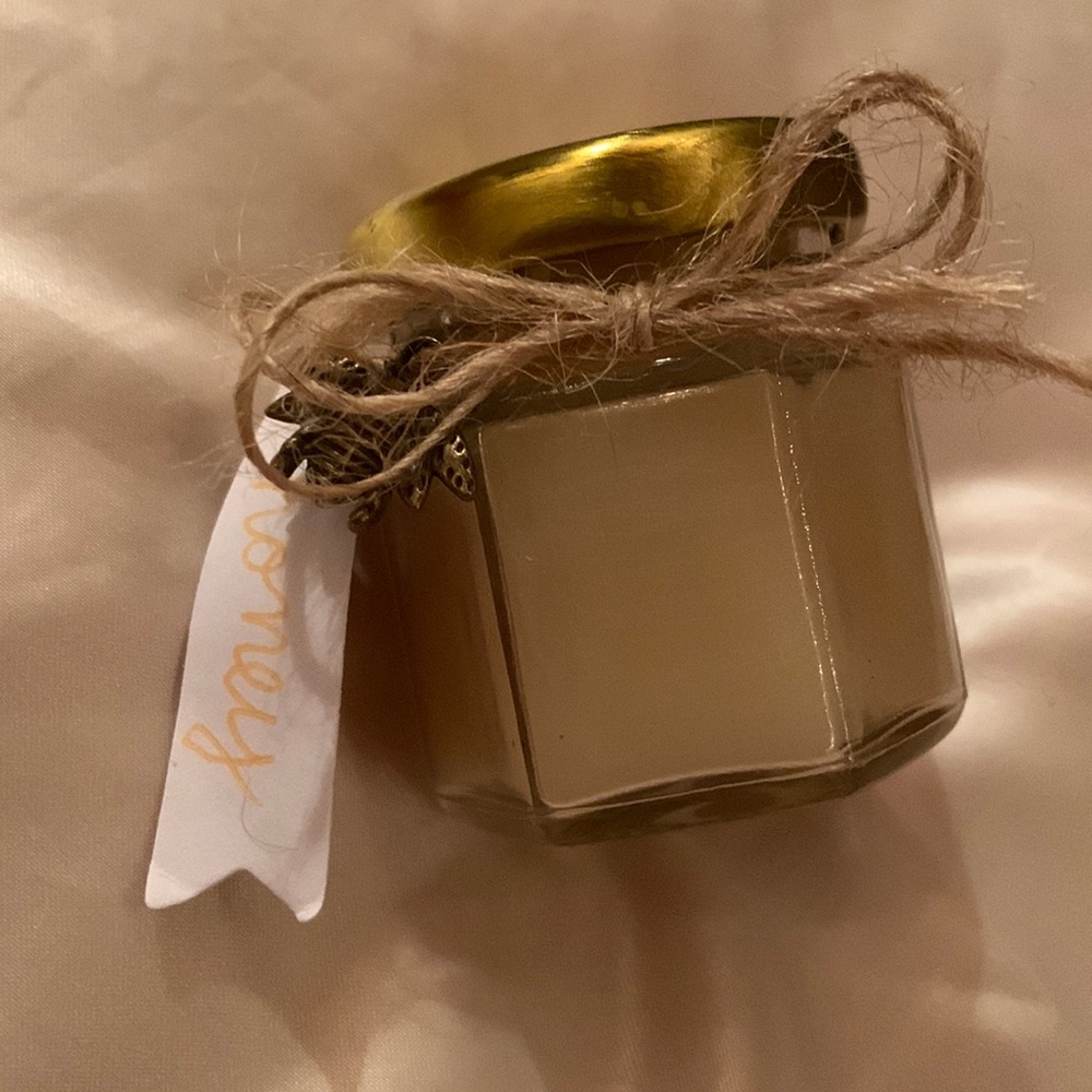 Honey Scented Candle